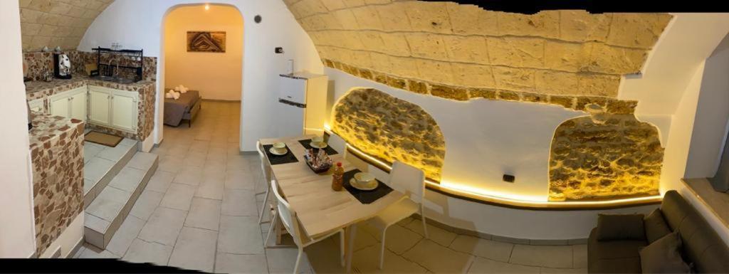La Dimora Di Tonia Apartment Месане Екстериор снимка
